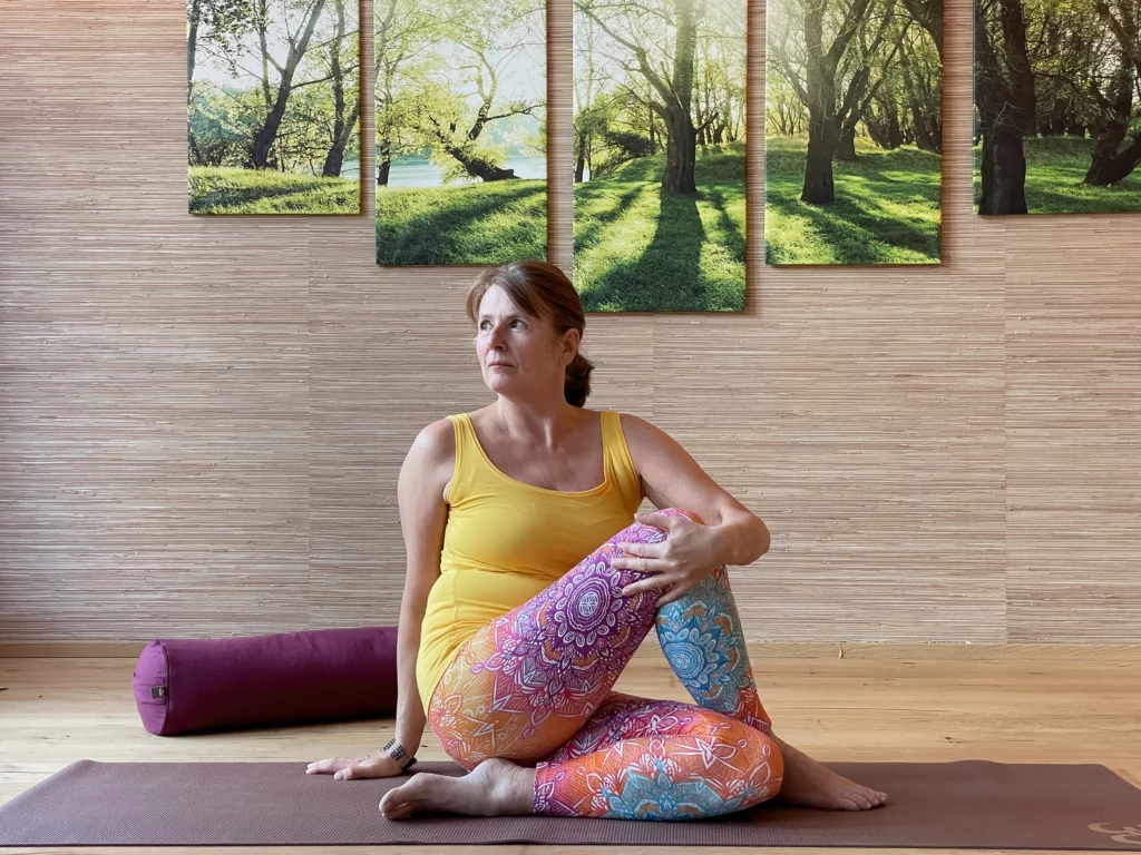 Gesund & Bewusst mit Leichtigkeit durchs leben | Mensch & Raum | GesundSein Coach | Yoga Retreat | Alpenhau Gastein | Yoga